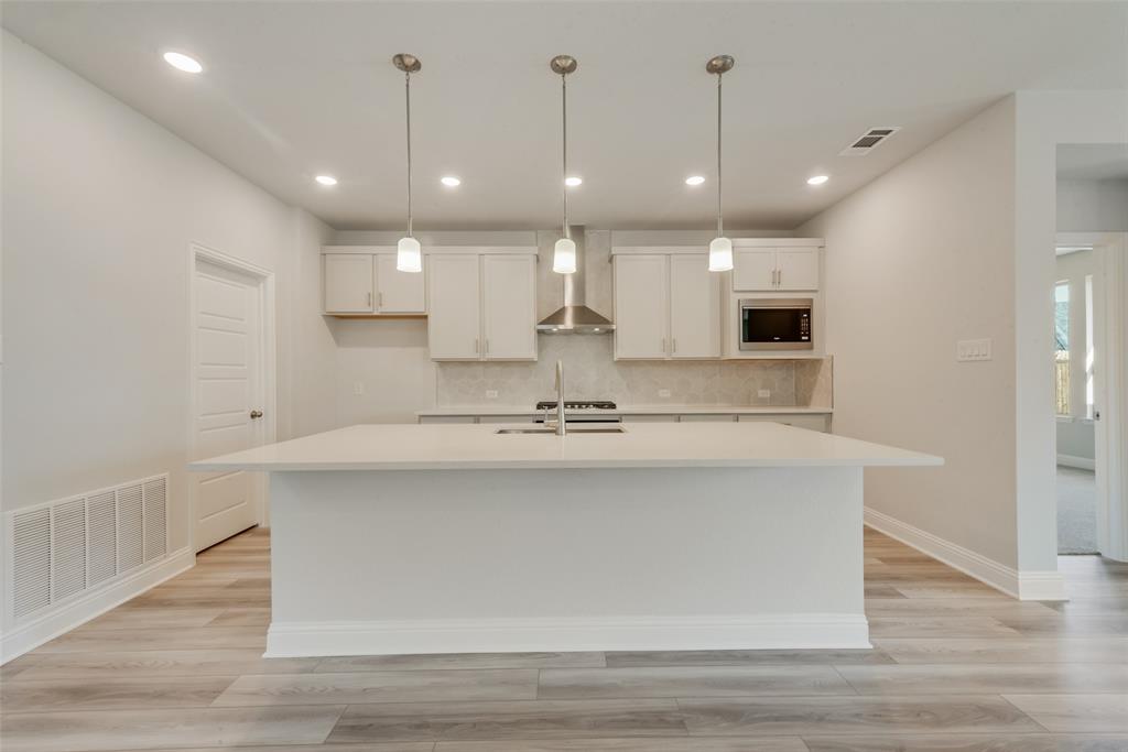 3213 Riverlawn Drive