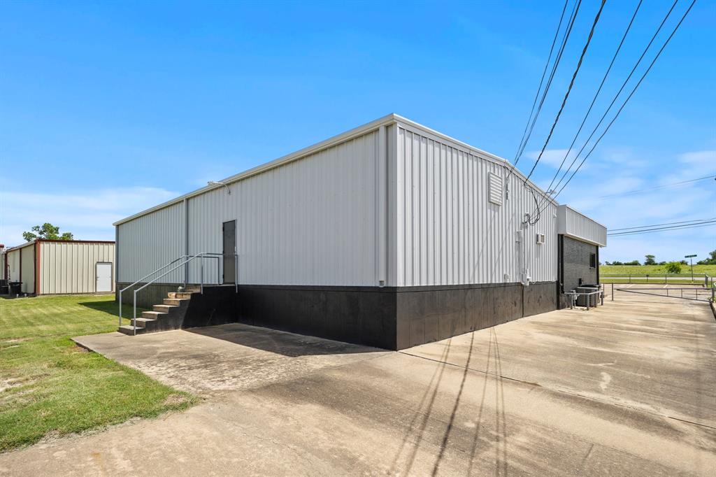 South Forty Add Ph 11 - Commercial Lease