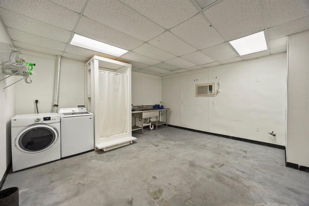 South Forty Add Ph 11 - Commercial Lease