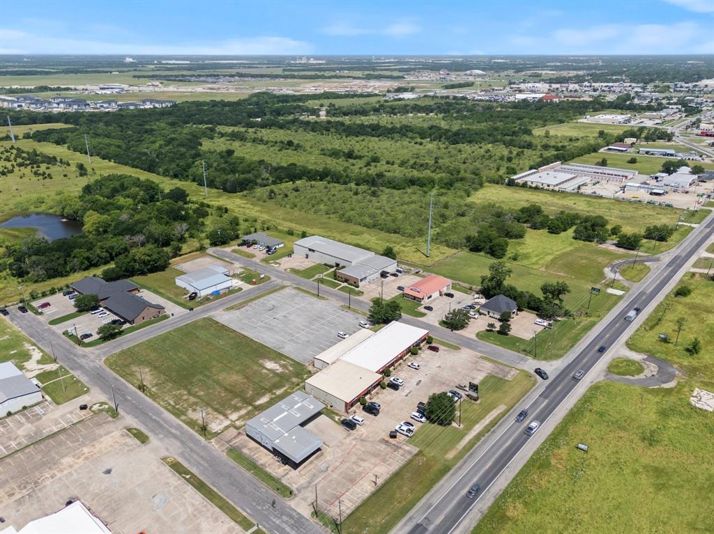 South Forty Add Ph 11 - Commercial Lease