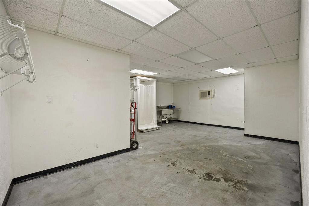 South Forty Add Ph 11 - Commercial Lease