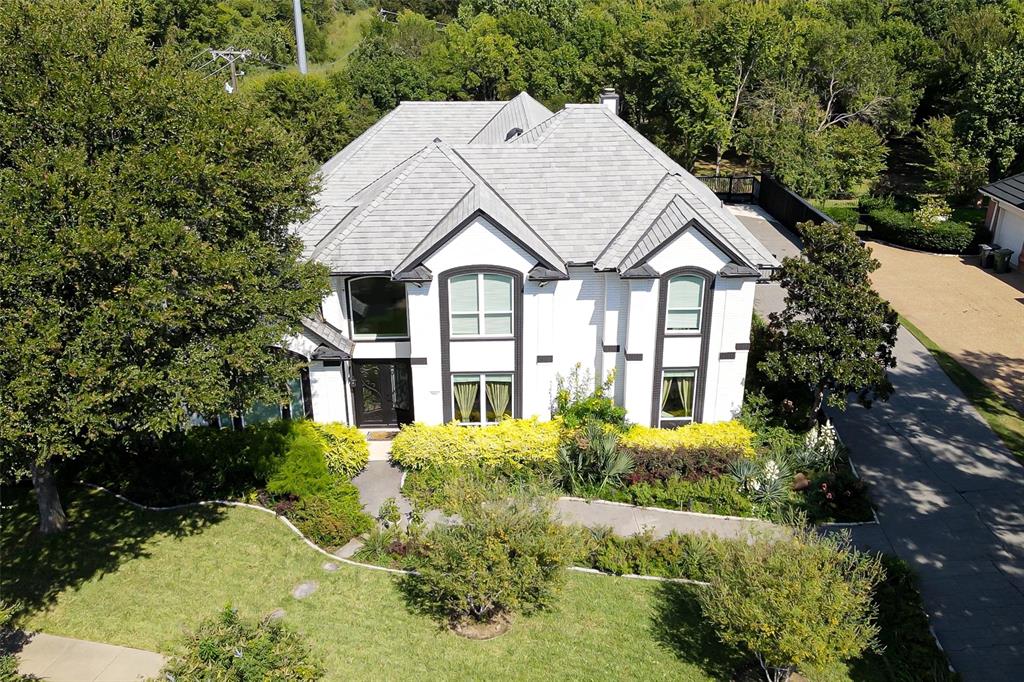 3015 Forestwood Drive