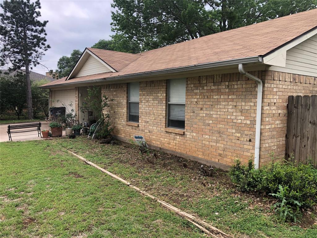 1211 Corvadura Street