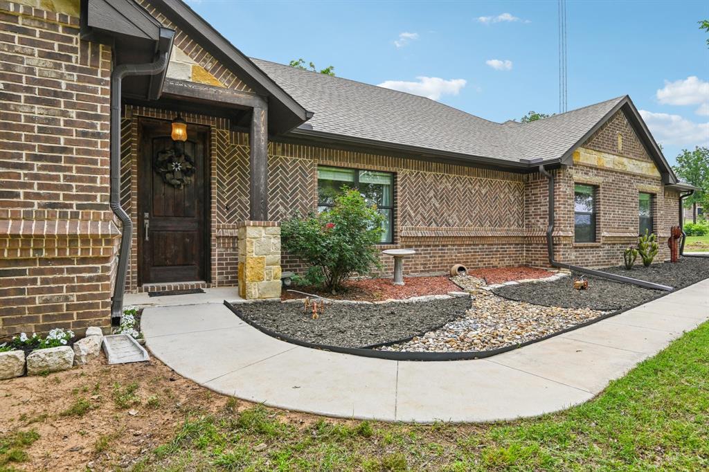 Whispering Oaks - Residential