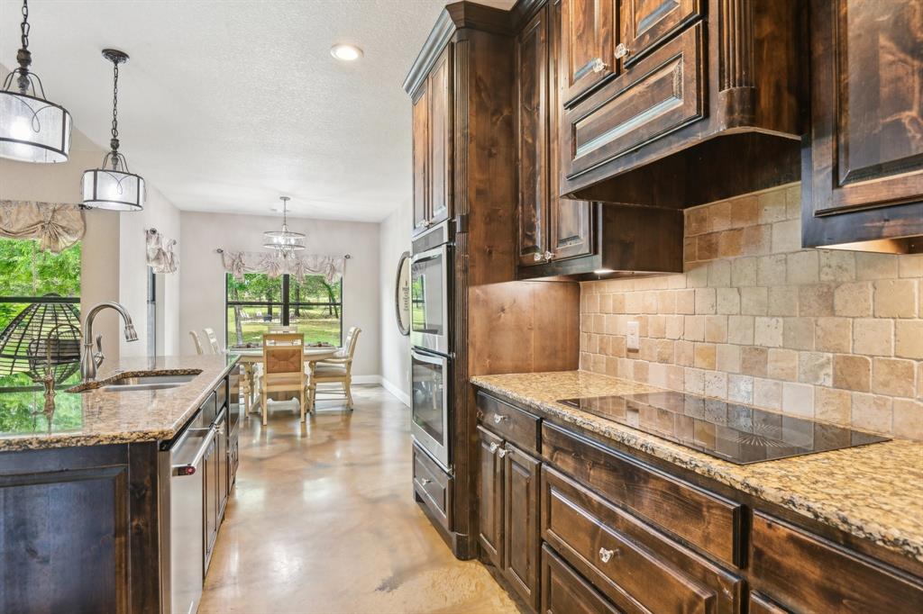 Whispering Oaks - Residential