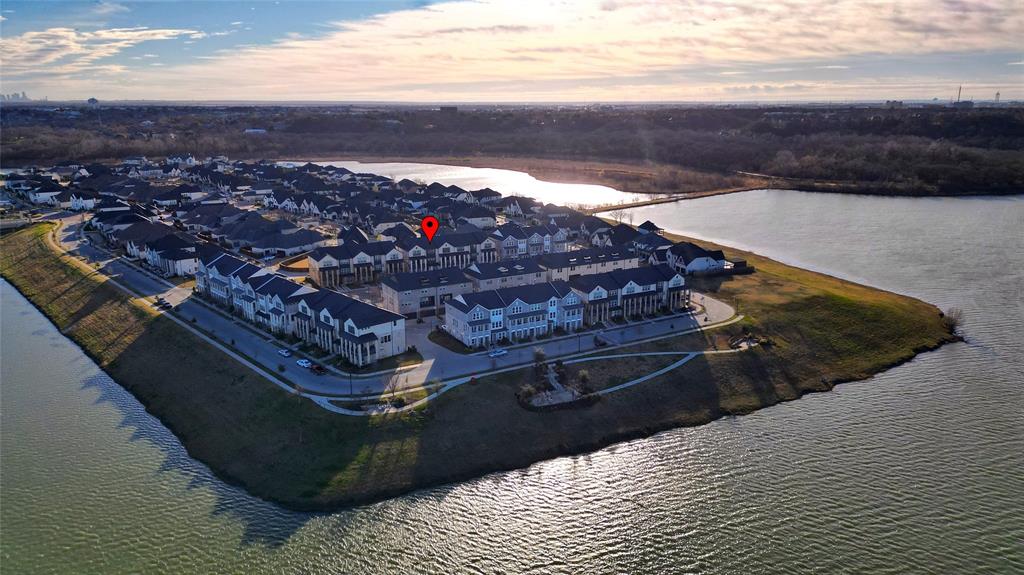 Viridian Village 1k - Residential