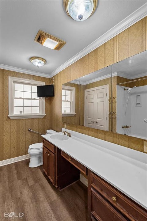 Tiny photo for 450 Albert Avenue, Shreveport, LA 71105 (MLS # 21394294)