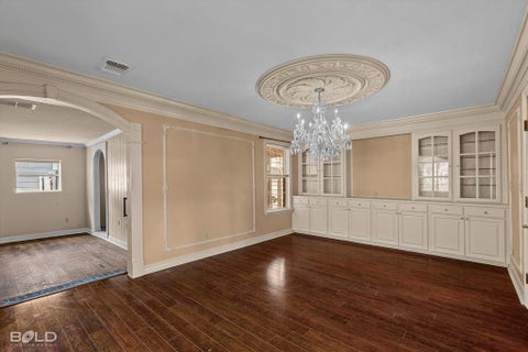 Tiny photo for 450 Albert Avenue, Shreveport, LA 71105 (MLS # 21394294)