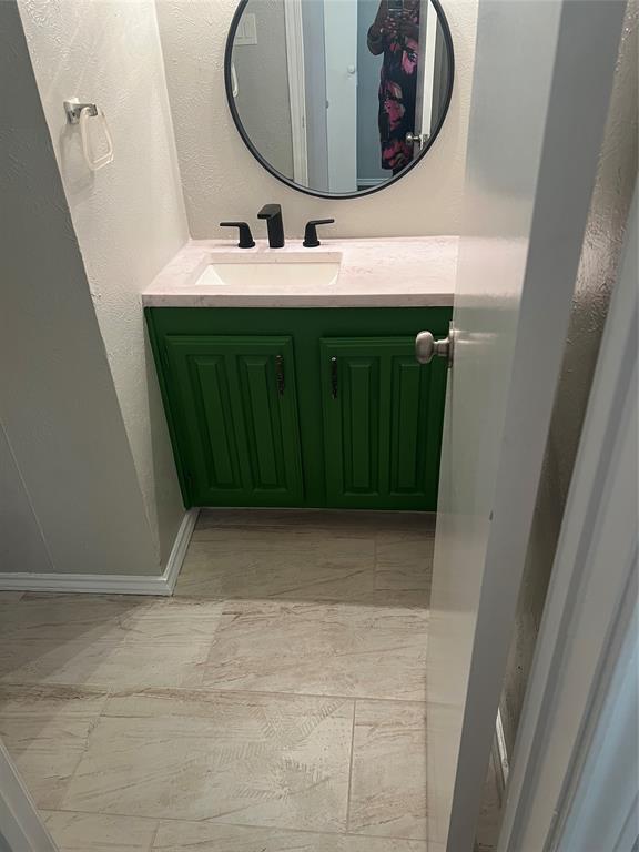 Woodhaven Hills Condo II - Residential Lease