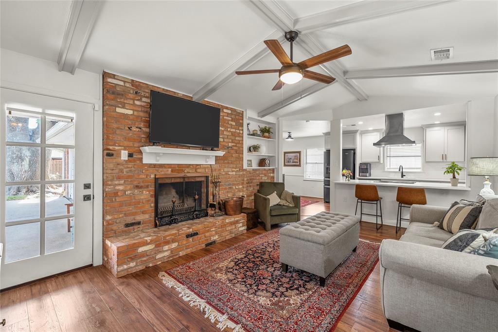 1712 Laurel Lake Drive