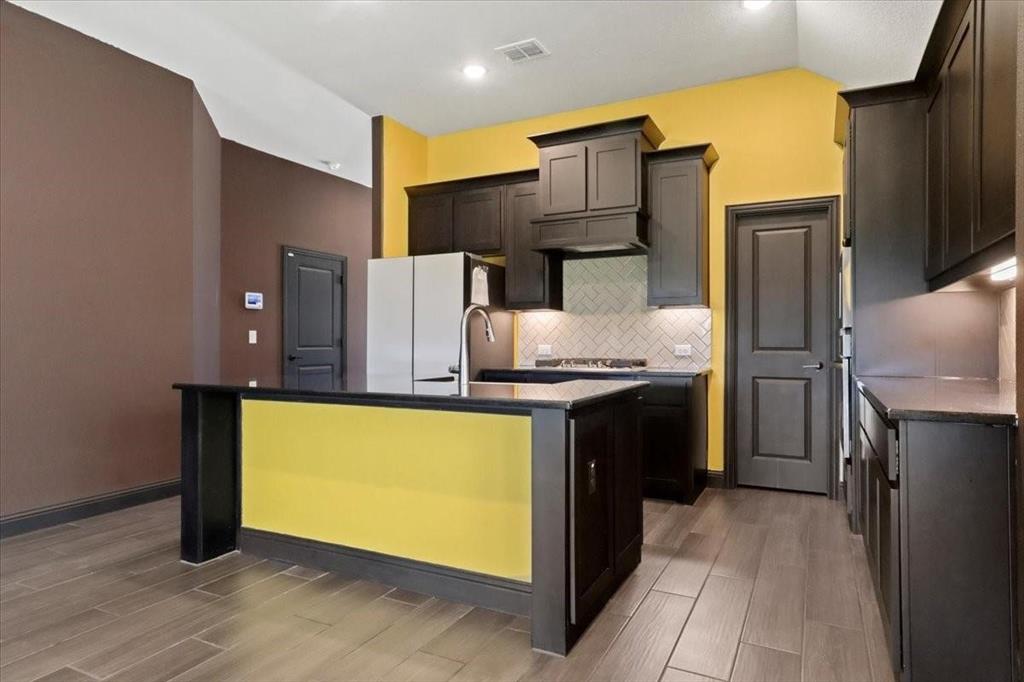 Forney, Texas 75126, United States, 4 Bedrooms Bedrooms, ,3 BathroomsBathrooms,Residential,Active,180188