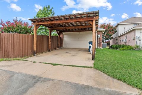 A home in Lewisville