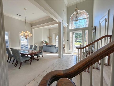 Photo of 6713 Columbine Way, Plano, TX 75093 (MLS # 21088195)