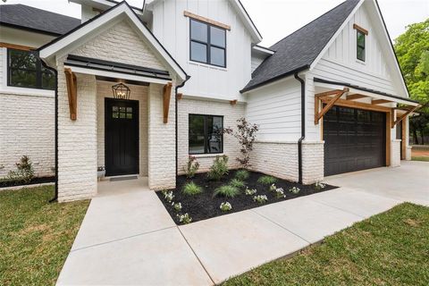 A home in Granbury