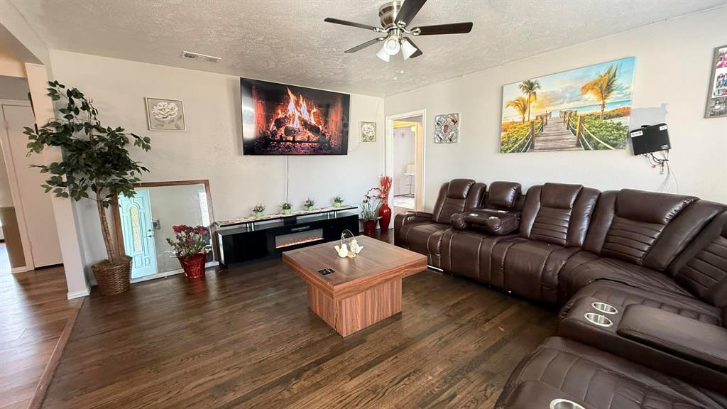 Roger Kanaman - Residential