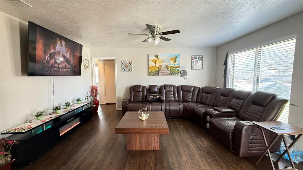 Roger Kanaman - Residential