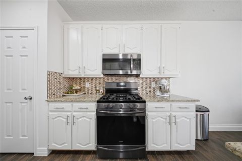 Tiny photo for 2108 Montclair Lane, Lewisville, TX 75067 (MLS # 21223669)