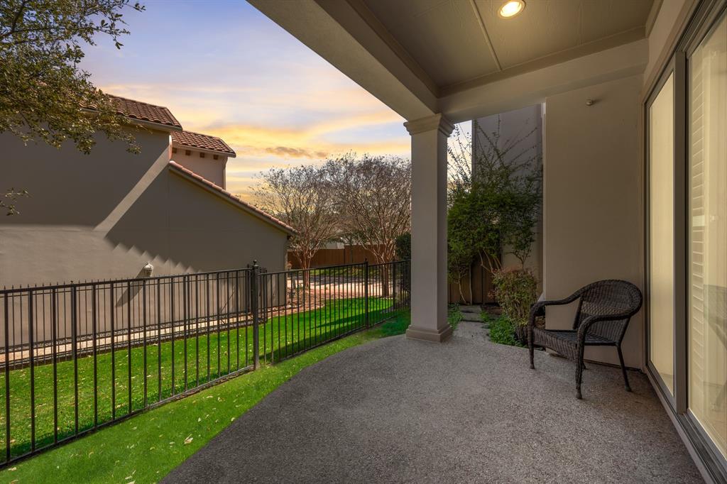 Stanford Court Villas - Residential