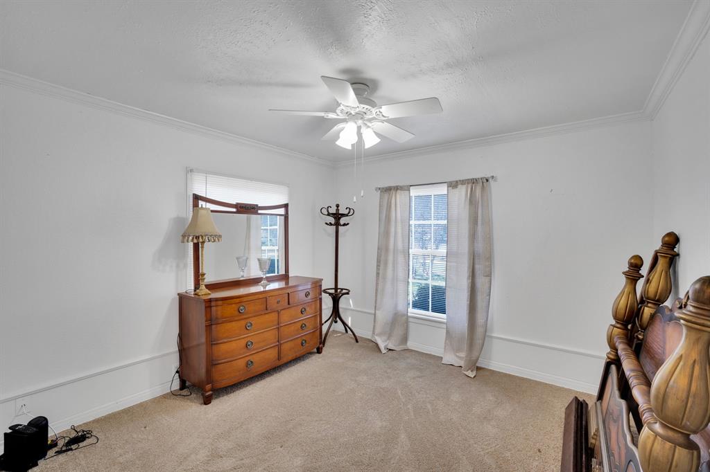 UNIVERSITY-REV - Residential