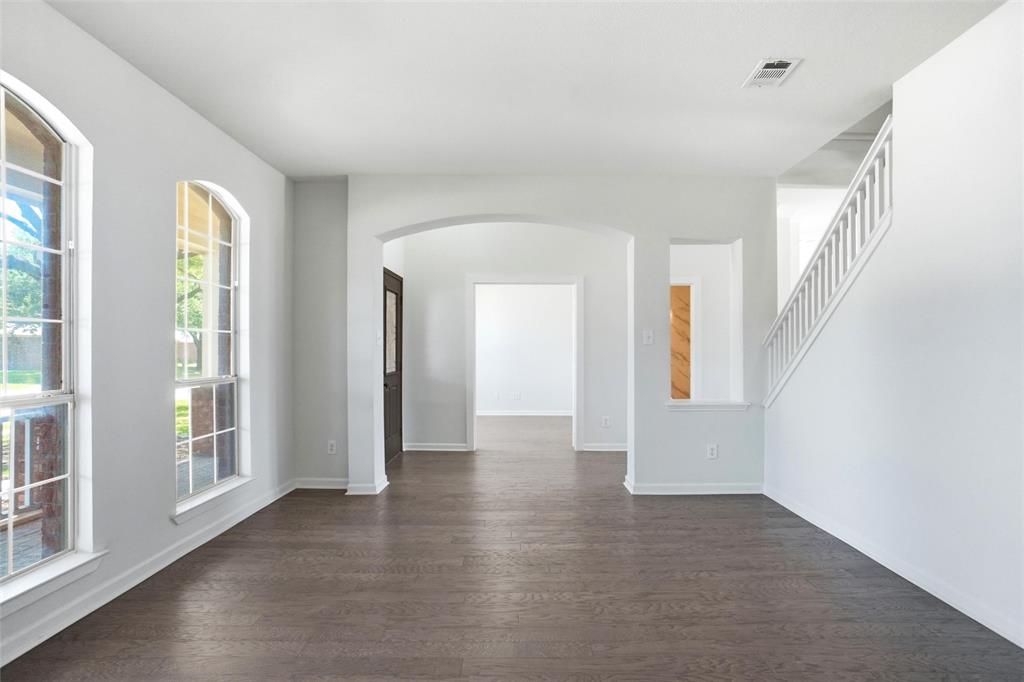 8631 Shakespeare Lane