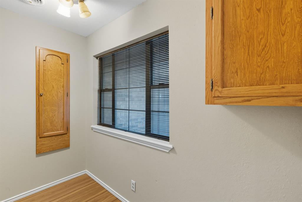 Royal Oaks - Residential