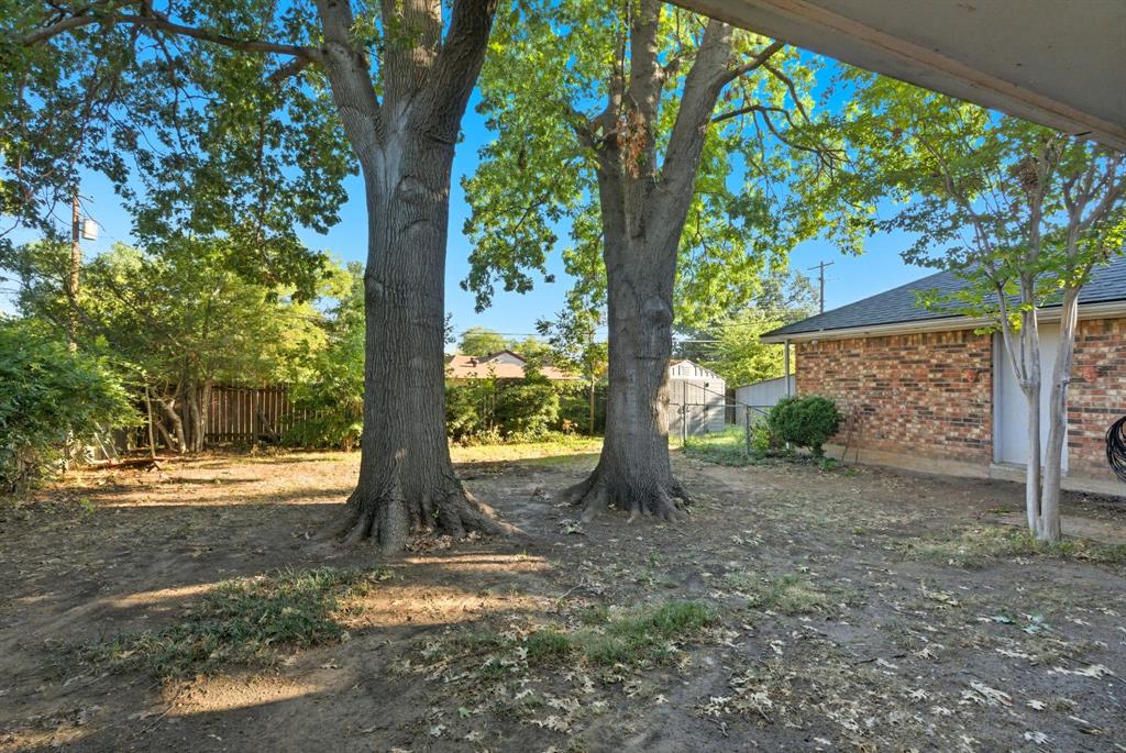 Royal Oaks - Residential