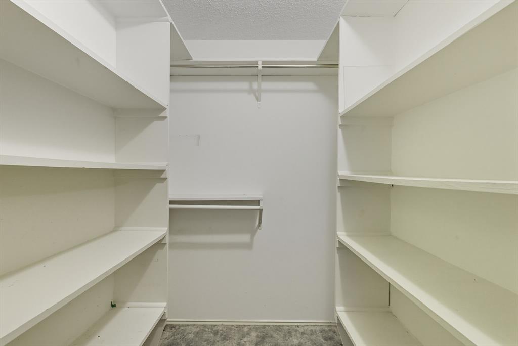 Royal Oaks - Residential