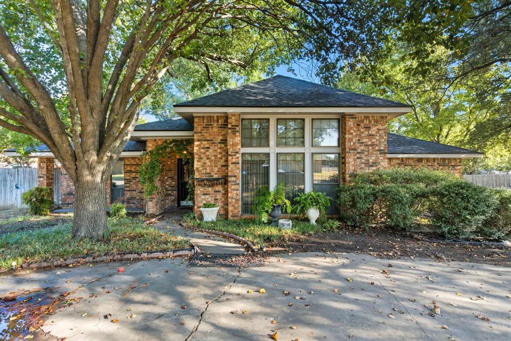 Royal Oaks - Residential