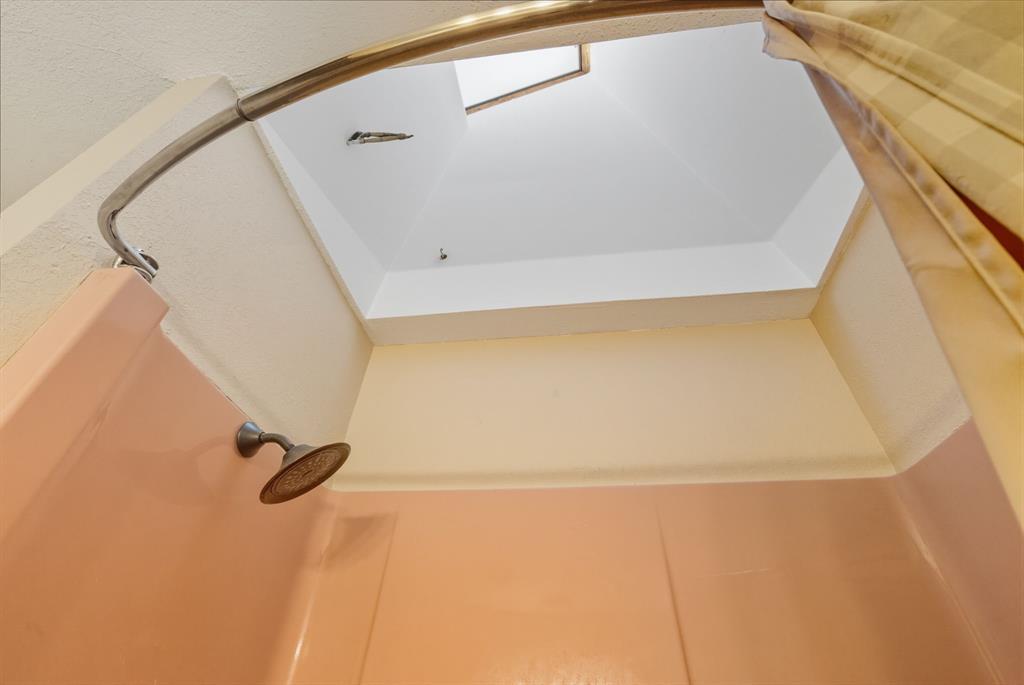 Royal Oaks - Residential