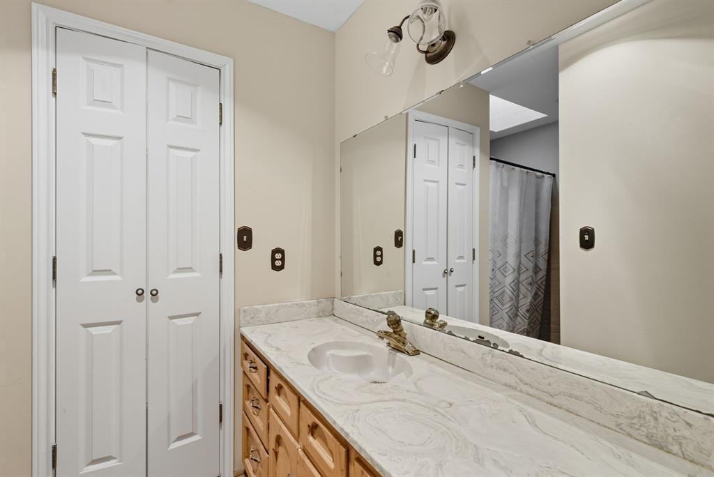 Royal Oaks - Residential