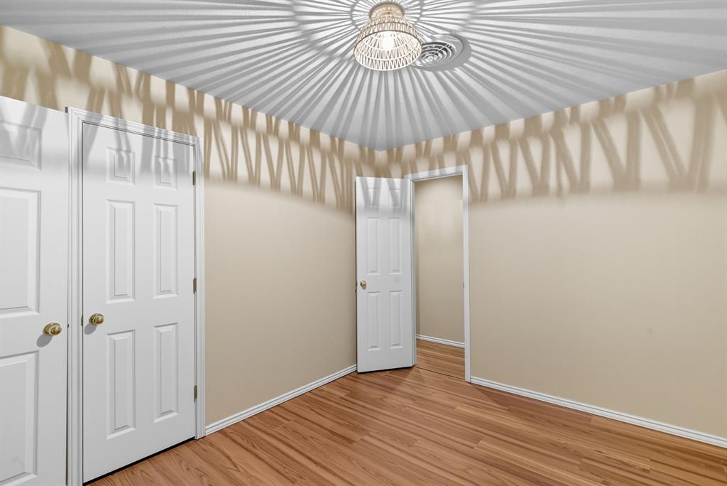 Royal Oaks - Residential