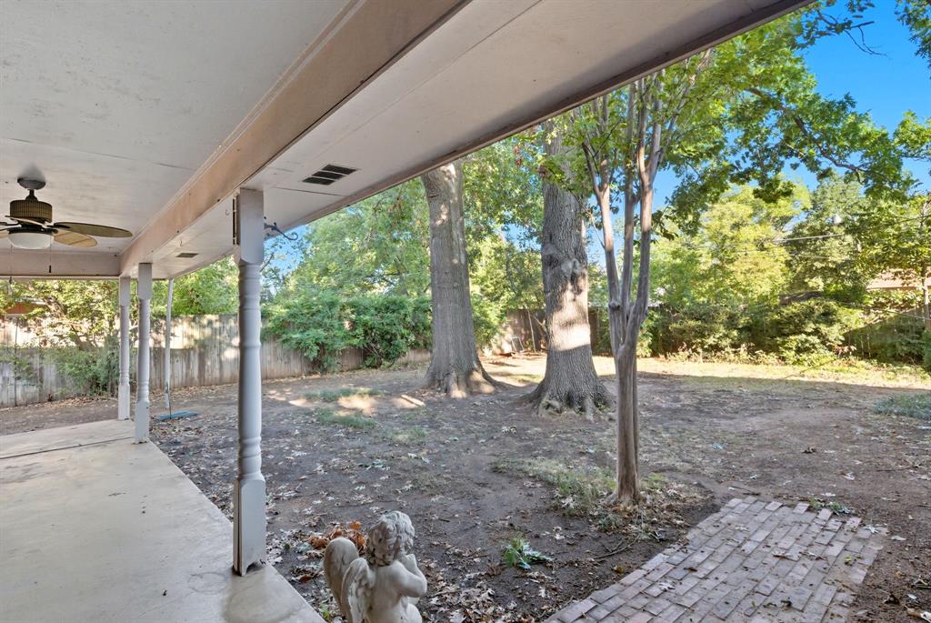 Royal Oaks - Residential