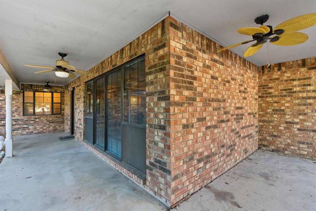 Royal Oaks - Residential