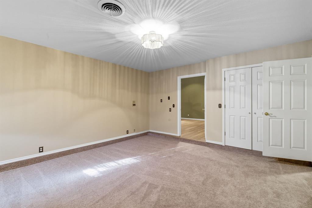 Royal Oaks - Residential