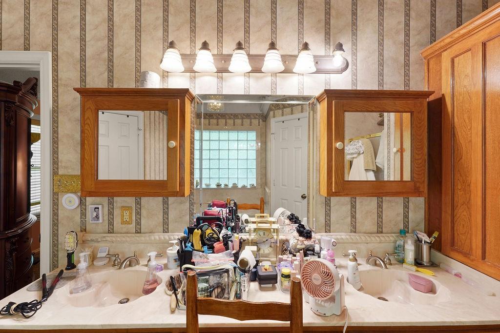 Stone Chimney Creek - Residential