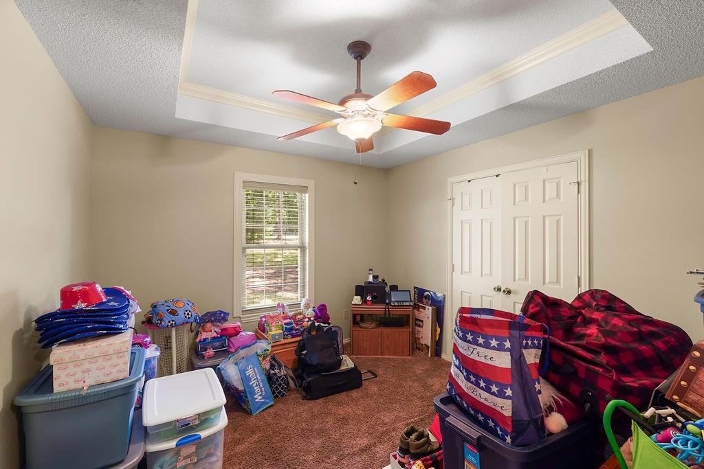 Stone Chimney Creek - Residential