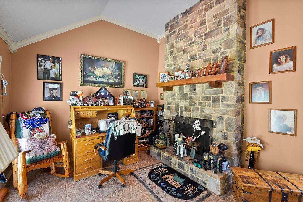 Stone Chimney Creek - Residential