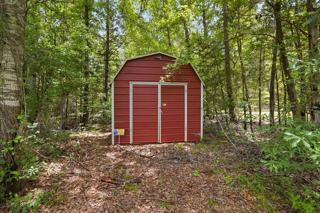 Stone Chimney Creek - Residential