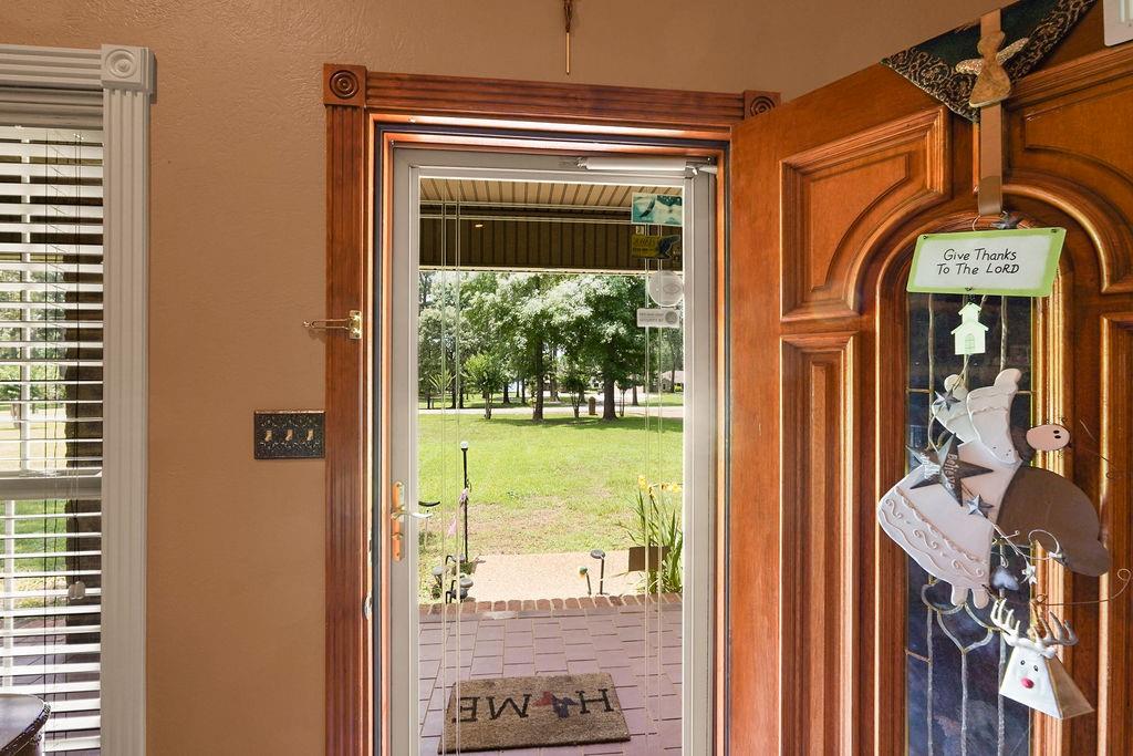 Stone Chimney Creek - Residential