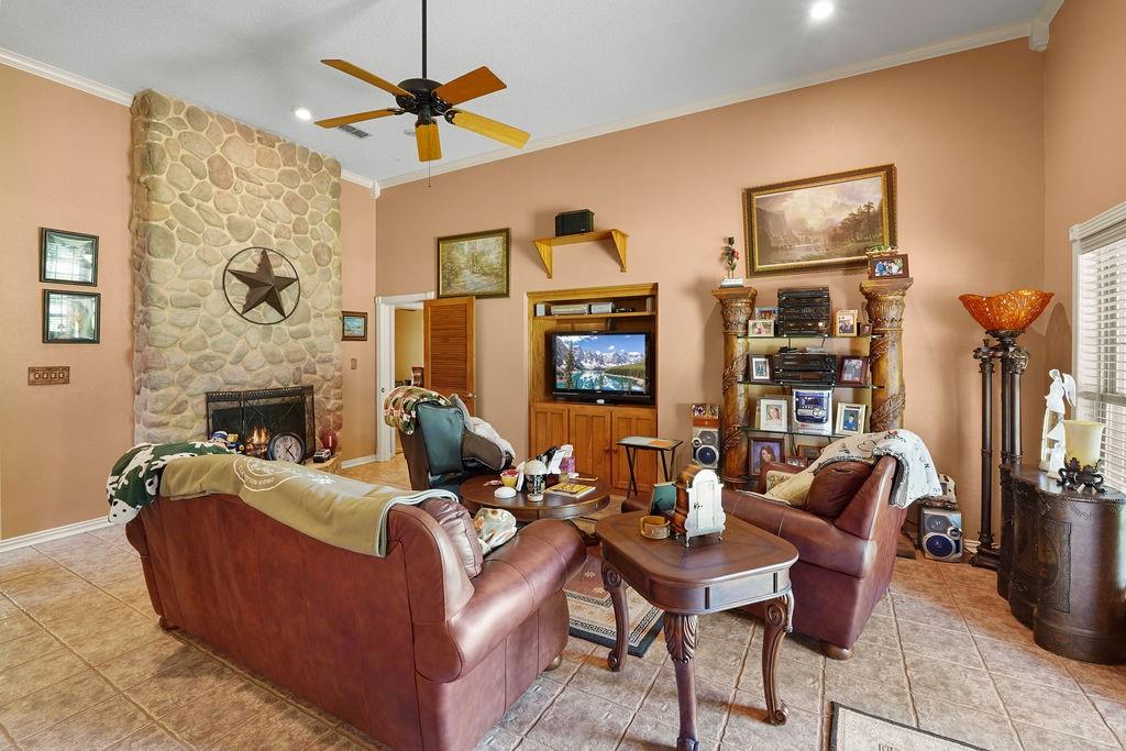 Stone Chimney Creek - Residential