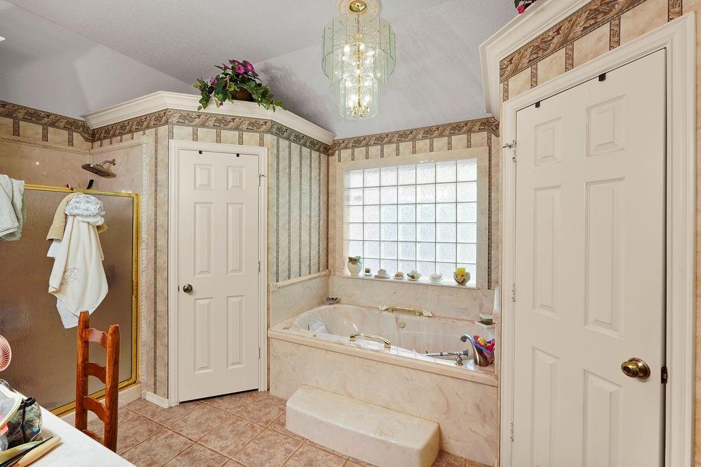 Stone Chimney Creek - Residential