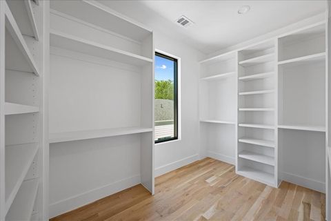 Tiny photo for 4517 Weldon Street, Dallas, TX 75204 (MLS # 20934015)