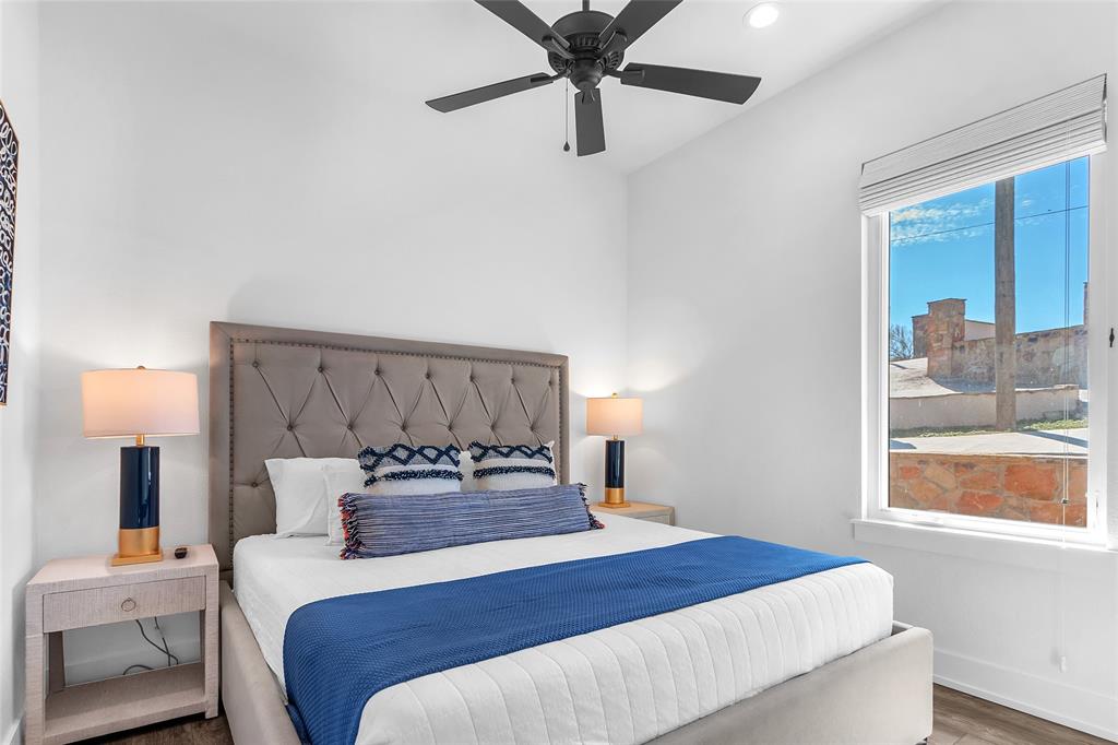 Gaines Bend Park Lane - Residential