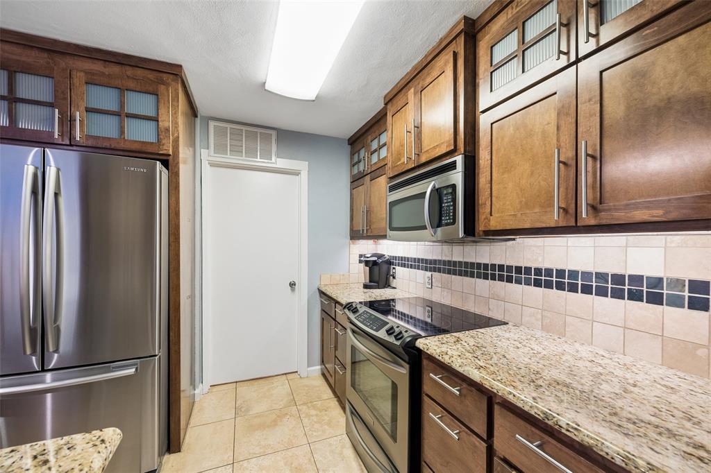 La Buea Vida - Residential