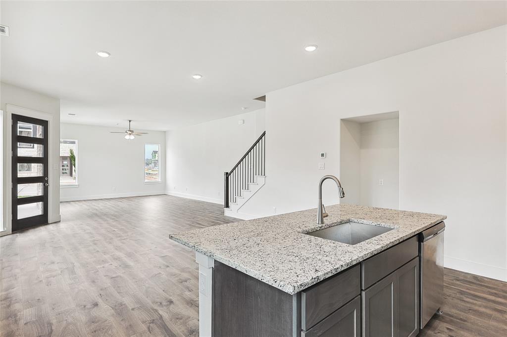 920 Meadowcrest Drive