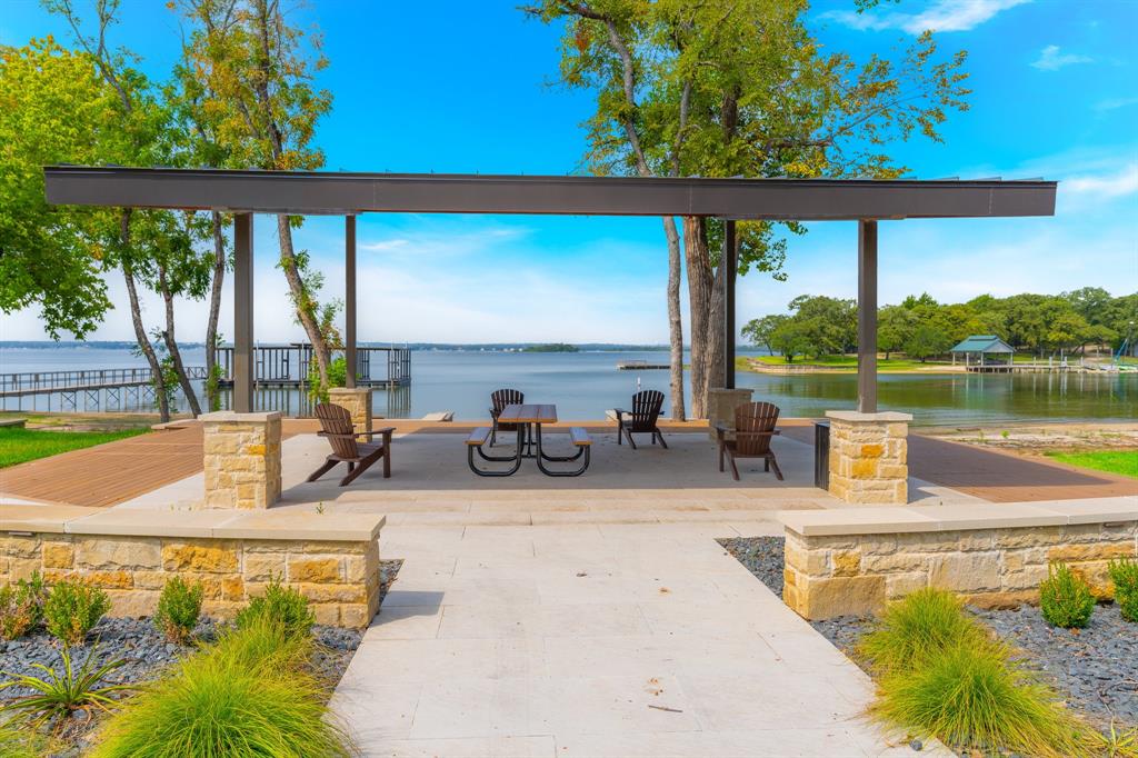 Fleming Pointe - Land