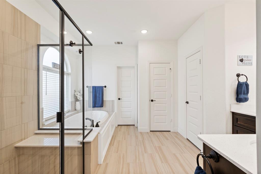 LA FRONTERA - Residential