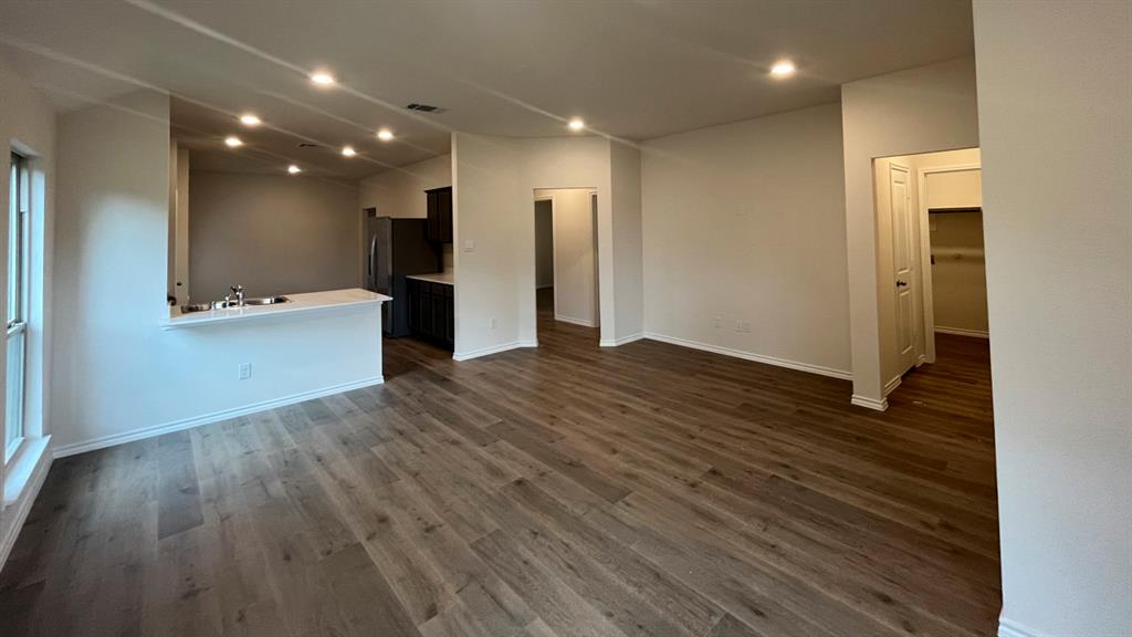 Elevon - Residential