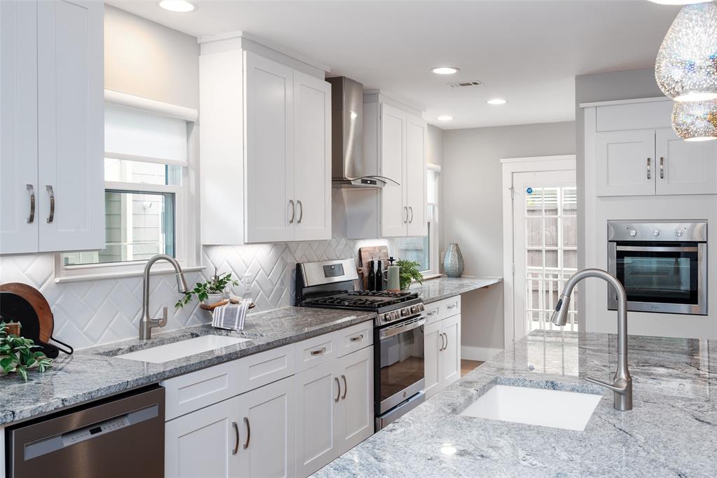 Oak Lawn Heights - Residential