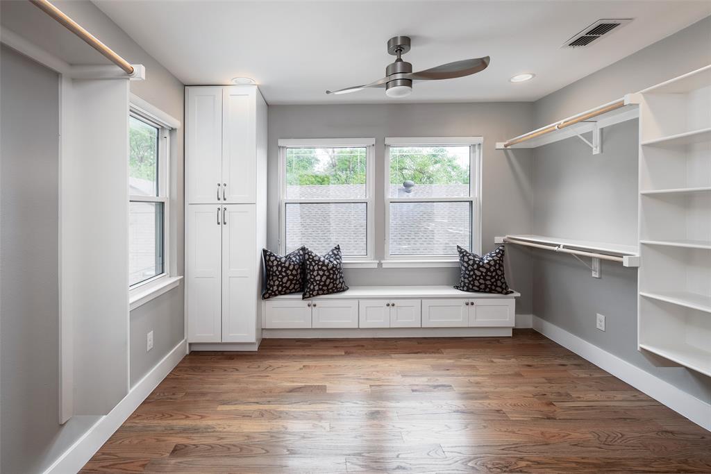 Oak Lawn Heights - Residential